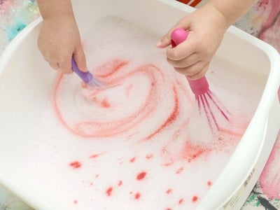 bubble bin sensory play toddlers wonder noggin