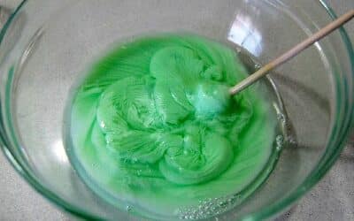 Play With Silly Putty