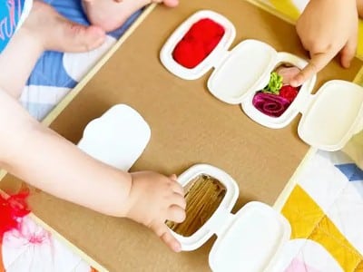 peek-a-boo sensory board toddlers wonder noggin
