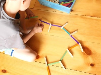 quiet bin popsicles sticks and clothespin wonder noggin
